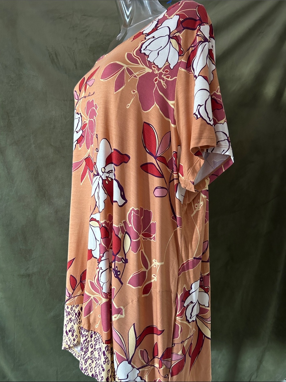 LOGO by Lori Goldstein Peach Floral Short-Sleeve Tunic with White & Red Accents - Picture 3 of 3